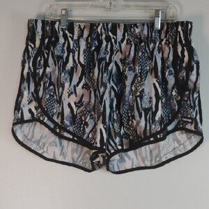 Calvin Klein Black Multicolor Shorts Size XL Active Wear Sporty Athleisure